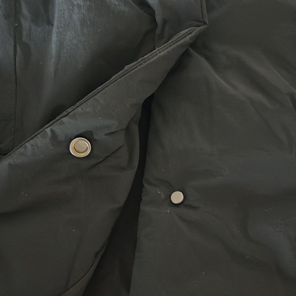 Athleta Evolution Puffer Blazer Size Small - image 3